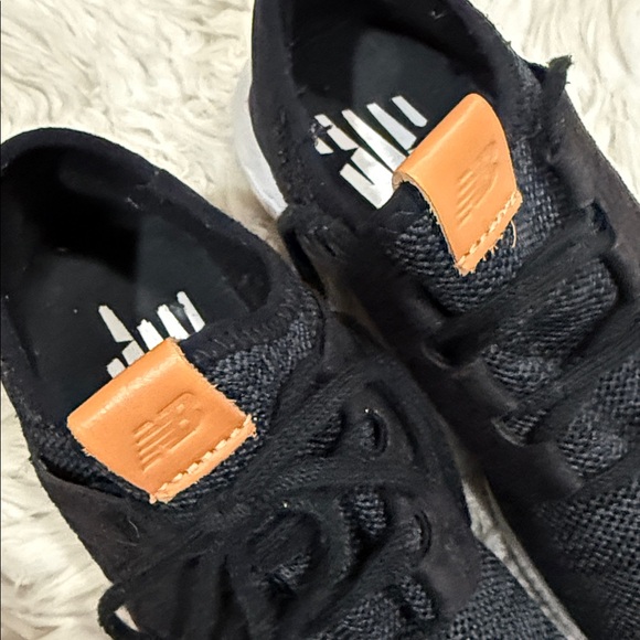 New Balance Fresh Foam Cruz V2 Shoes 9.5 Black White Knit Running Sneakers - Picture 10 of 10